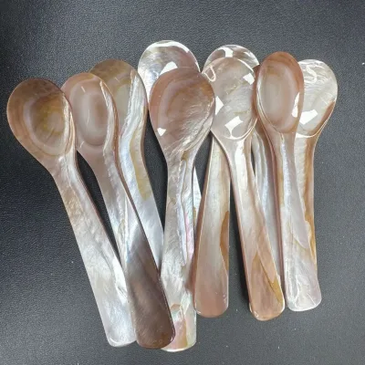 Cuillère à dessert en nacre, 9 à 13 cm