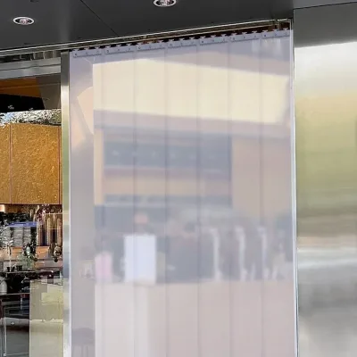 Rideau de porte à lanières en PVC transparent – image 2